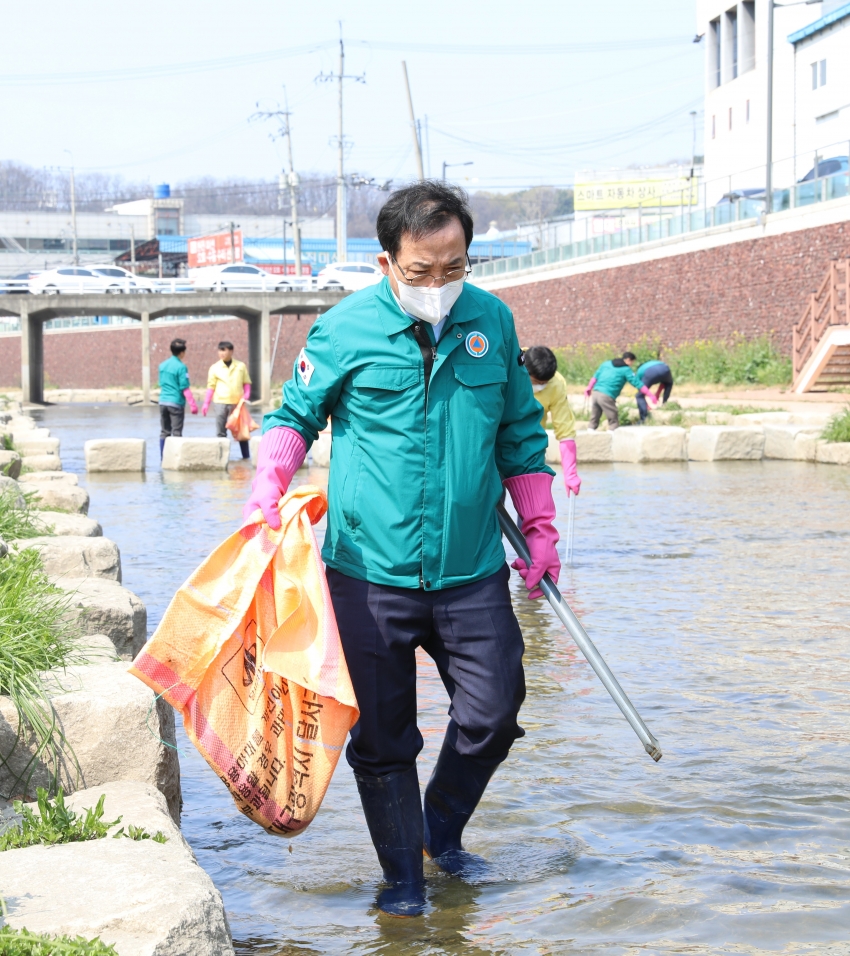 달서구의회 대명천 환경정비 봉사활동_13